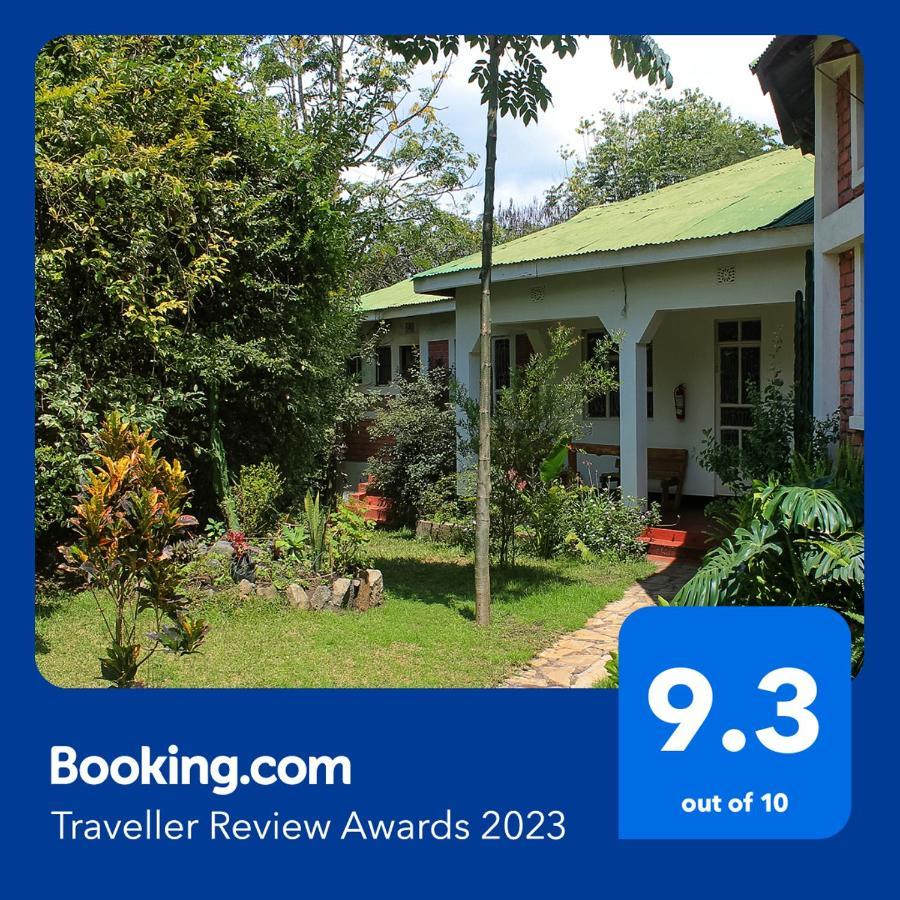 Shamba Hostel Usa River Екстериор снимка